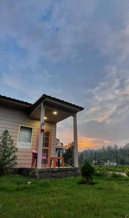 Corbett Veda Inn Rāmnagar Exterior foto
